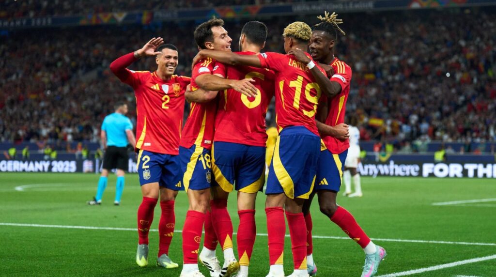 إسبانيا تتأهل لنهائي دوري الأمم الأوروبية بعد فوز مثير على فرنسا 5-4